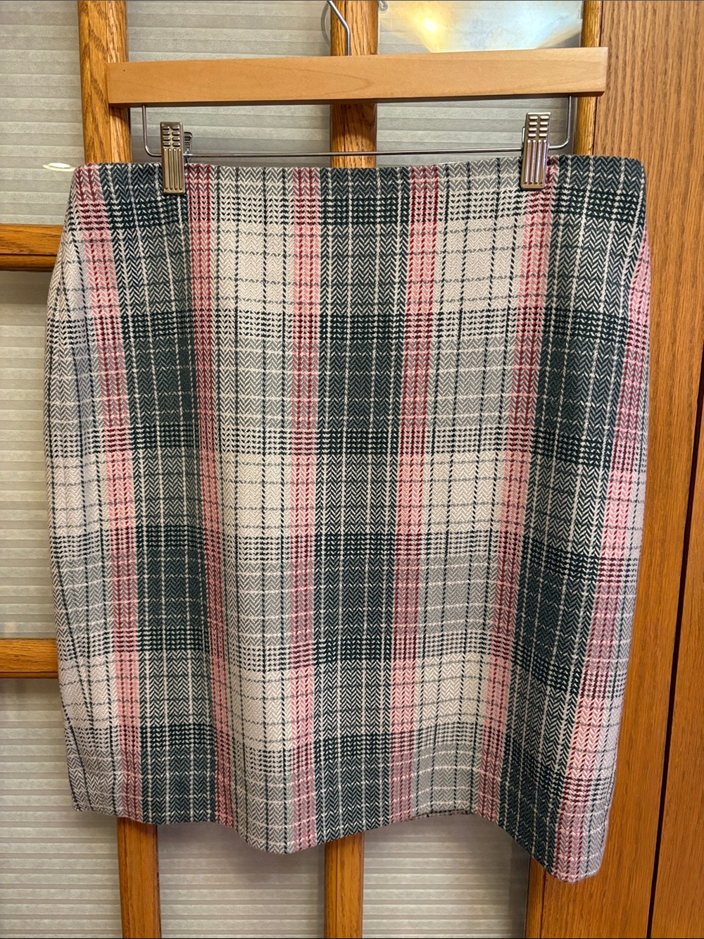 EUC Talbots Plaid Pencil Skirt
